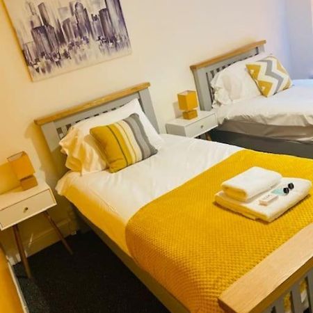 Goldcroft Villa Abertillery Екстериор снимка
