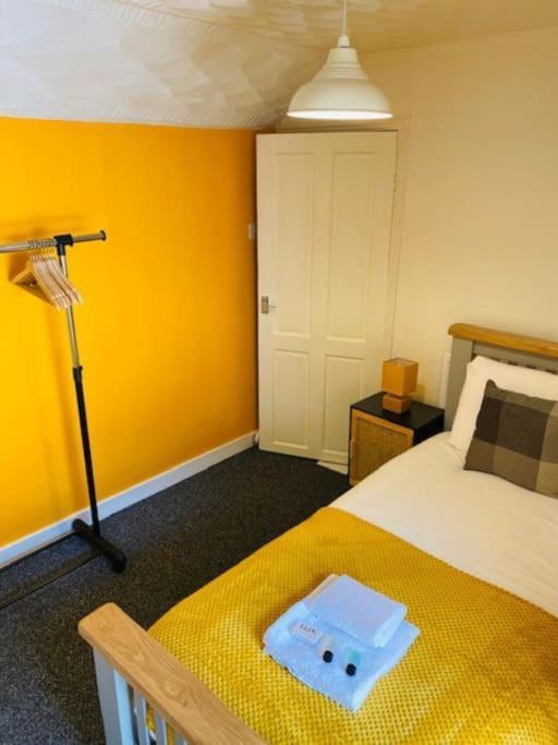 Goldcroft Villa Abertillery Екстериор снимка