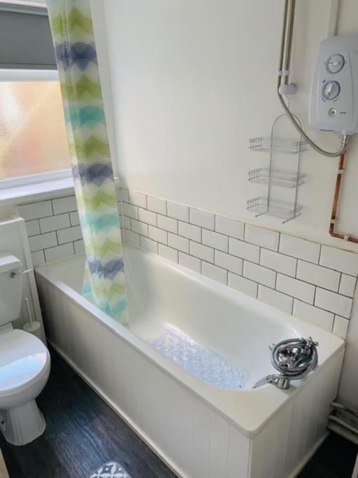 Goldcroft Villa Abertillery Екстериор снимка