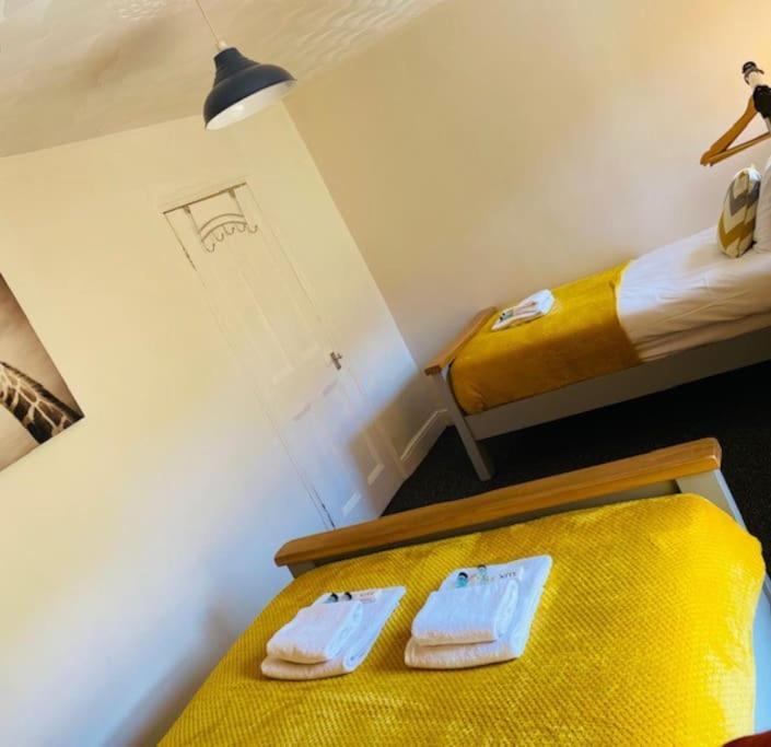 Goldcroft Villa Abertillery Екстериор снимка