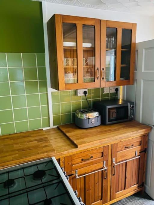 Goldcroft Villa Abertillery Екстериор снимка