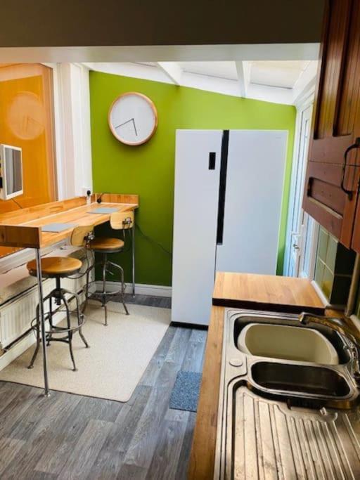 Goldcroft Villa Abertillery Екстериор снимка